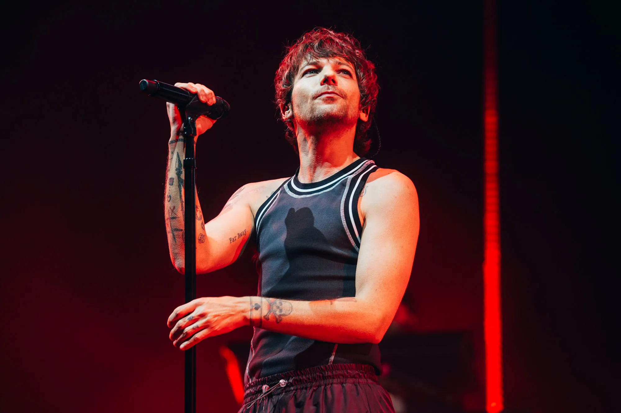 Louis Tomlinson Performing at the O2 Arena