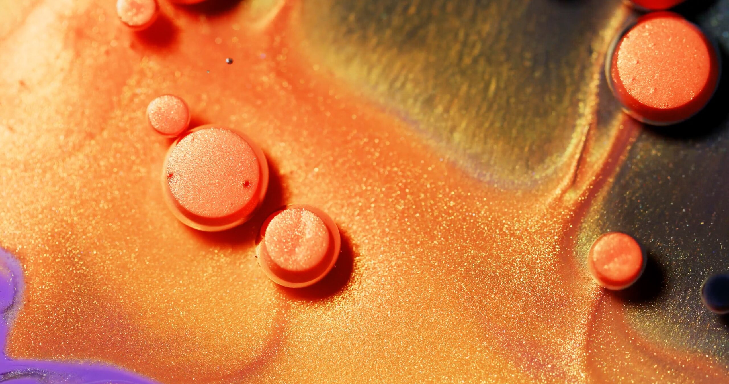 Glittering Spheres
