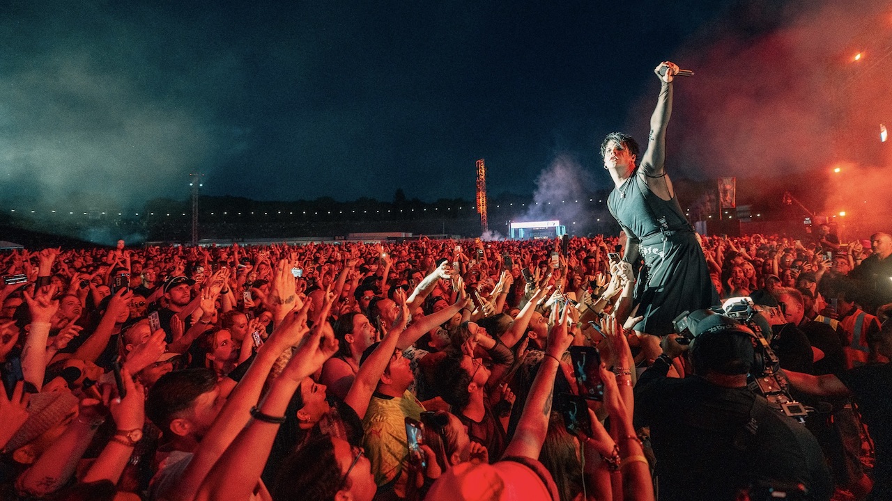 The electrifying atmosphere of Bludfest